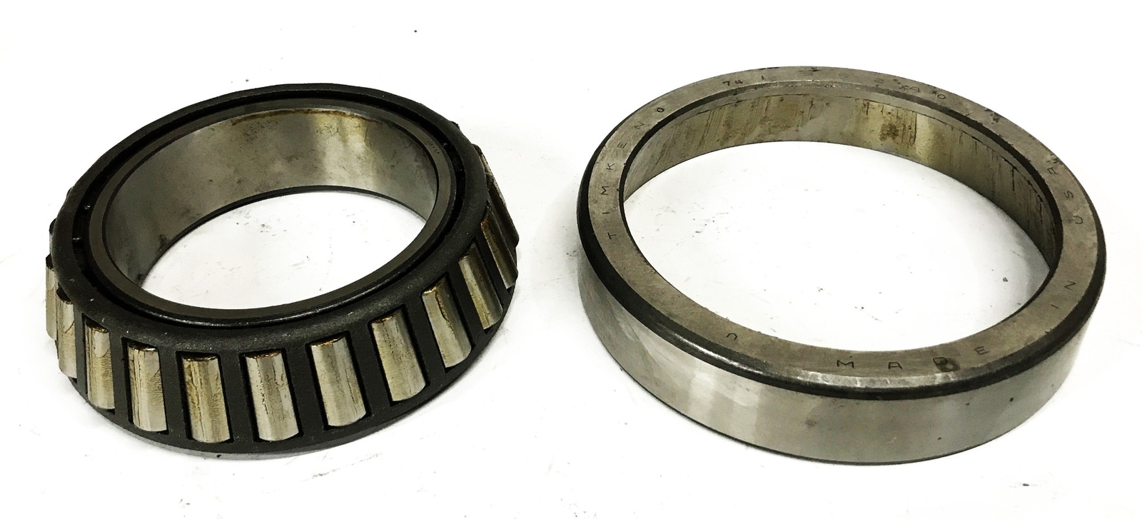 Timken Notched Tapered Roller Bearing Cone and Cup Assembly 596W-03/592A NOS