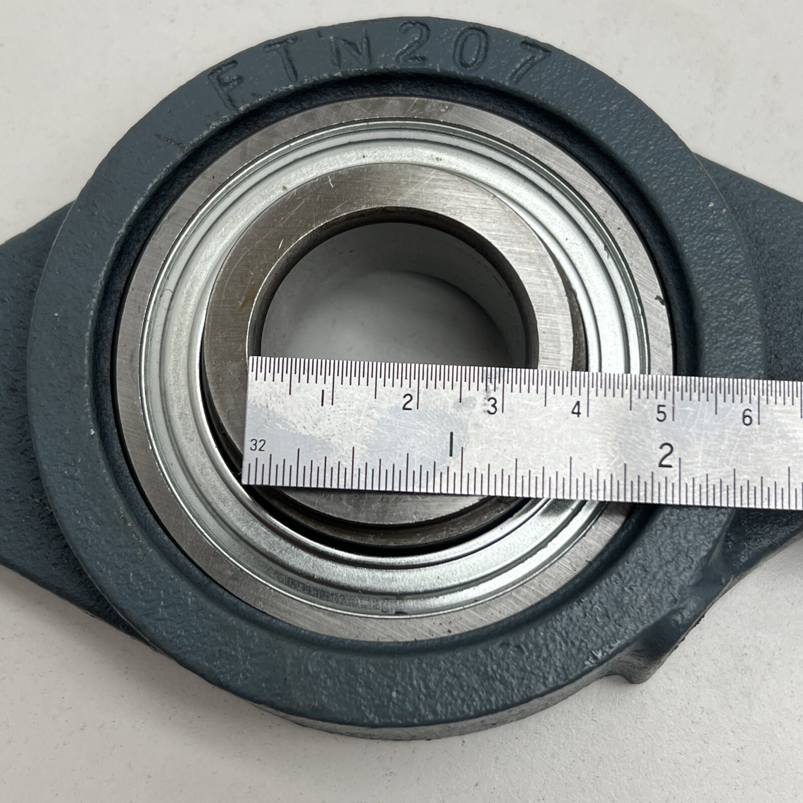 FTN207 Flanged 2-Bolt Mounted Ball Bearing 1-1/4″ Bore with SA207-20G Insert