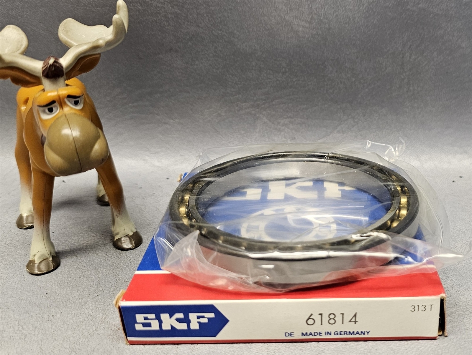 61814 SKF Germany Thin Section Ball Bearing