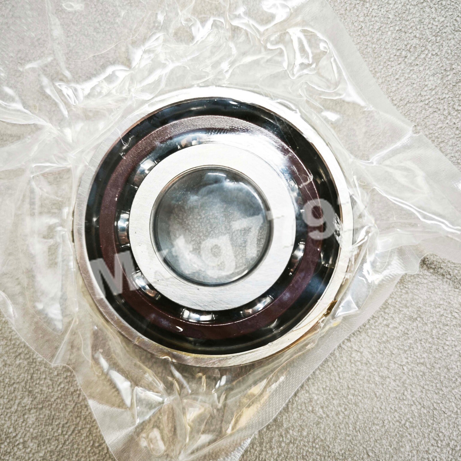 NEW Angular Contact Ball Bearing Single Row For 20x52x15mm FAG B7304-E-T-P4S-UL