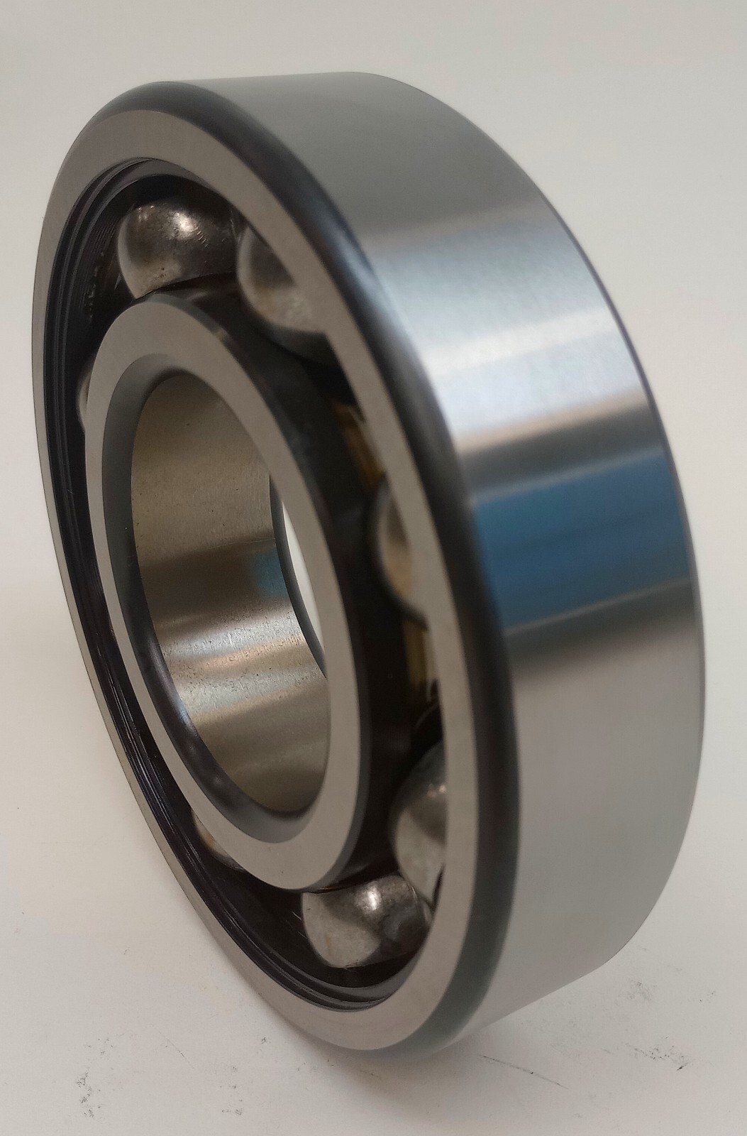 FAG 6313 C3 Ball Bearing Deep Groove 65mm ID X 140mm OD X 33mm W