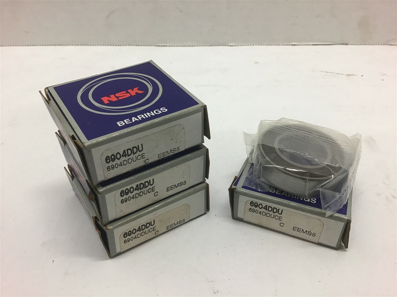 NSK 6904DDU Bearing –Lot of 4