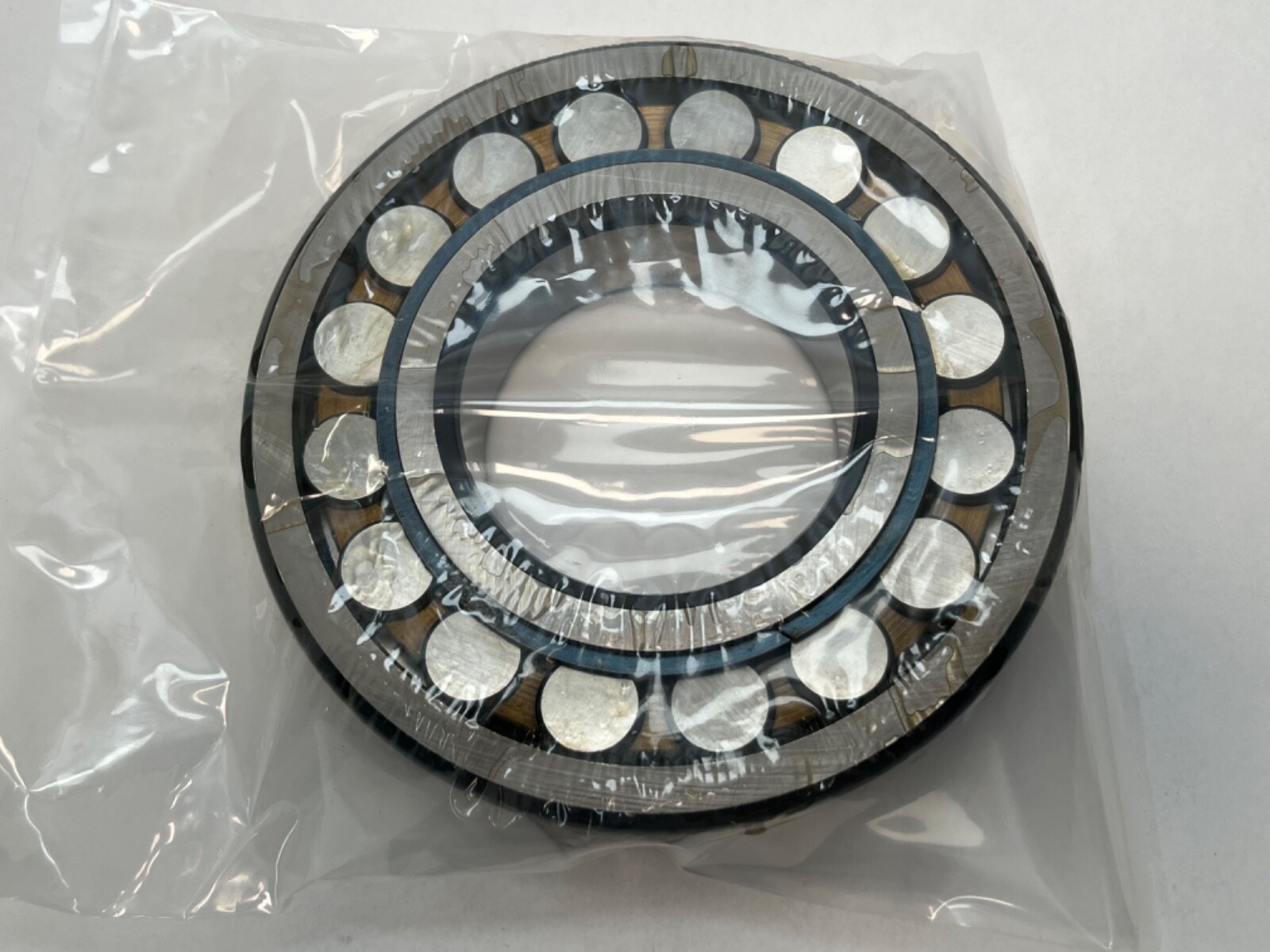 SNR 21318VMB Spherical Bearing 90x190x43 mm 21318-V-MB