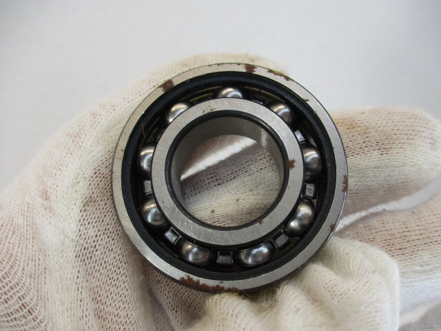 New SKF # 6004 / C3 Ball Bearing 42 mm x 20 mm x 12 mm SKF Made in France LNOS