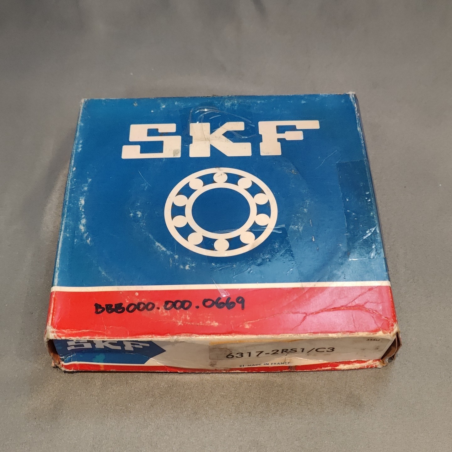 SKF 6317-2RS1/C3 Deep Groove Ball Bearinb, Rubber Sealed 85x180x41mm