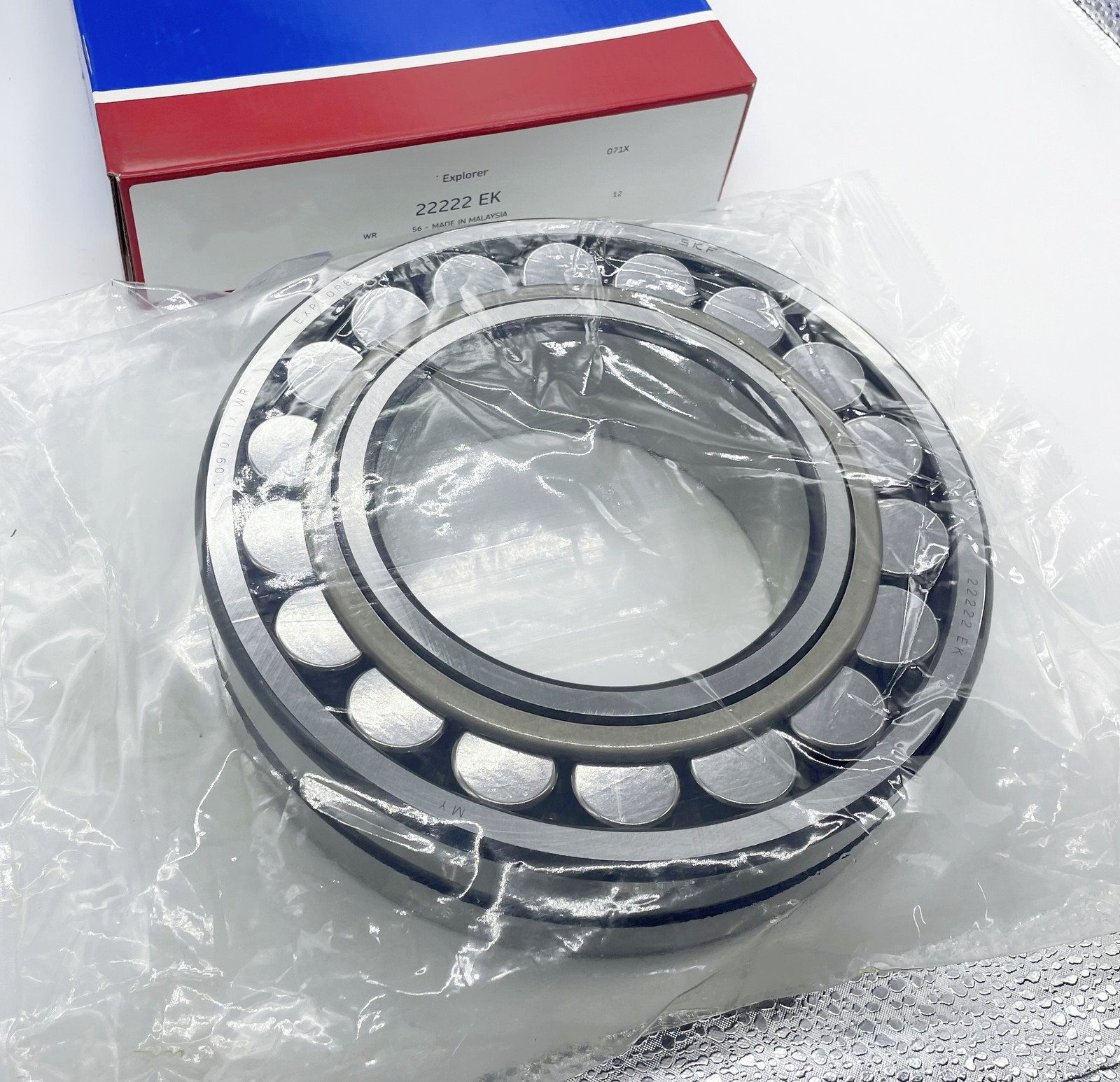 New 22222 EK FOR Spherical Roller Bearing 110 mm Bore 200 mm OD 53 mm Width