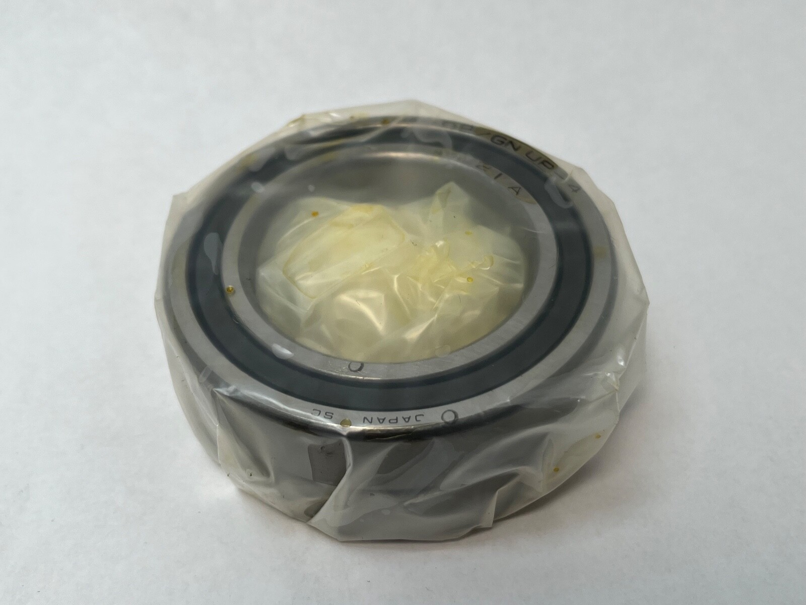 NTN 7010CDBGNP4 Bearing 50x80x16 mm 7010C 7010-C-DB-GN-P4 Japan 2 Pcs