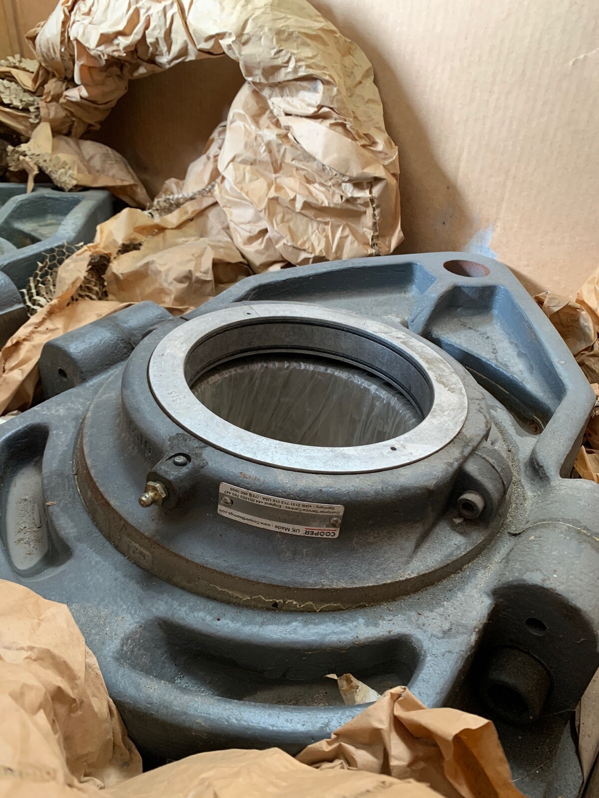 Cooper 100BCTT515GRAT Bearing; Split to Shaft; Take Up Unit