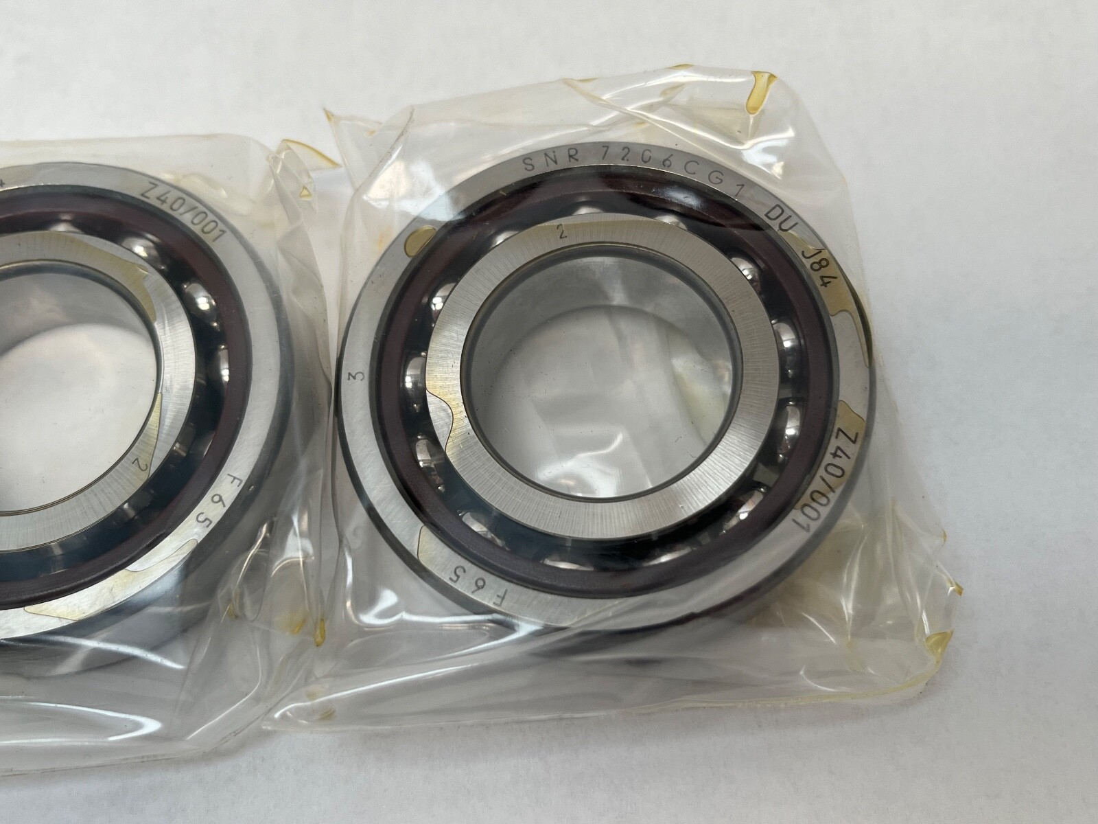 SNR 7206CG1DUJ84 Bearing 30x62x16mm 7206C-T-DUM-P4 7206-C-G1-DU-J84 Germany 2Pcs