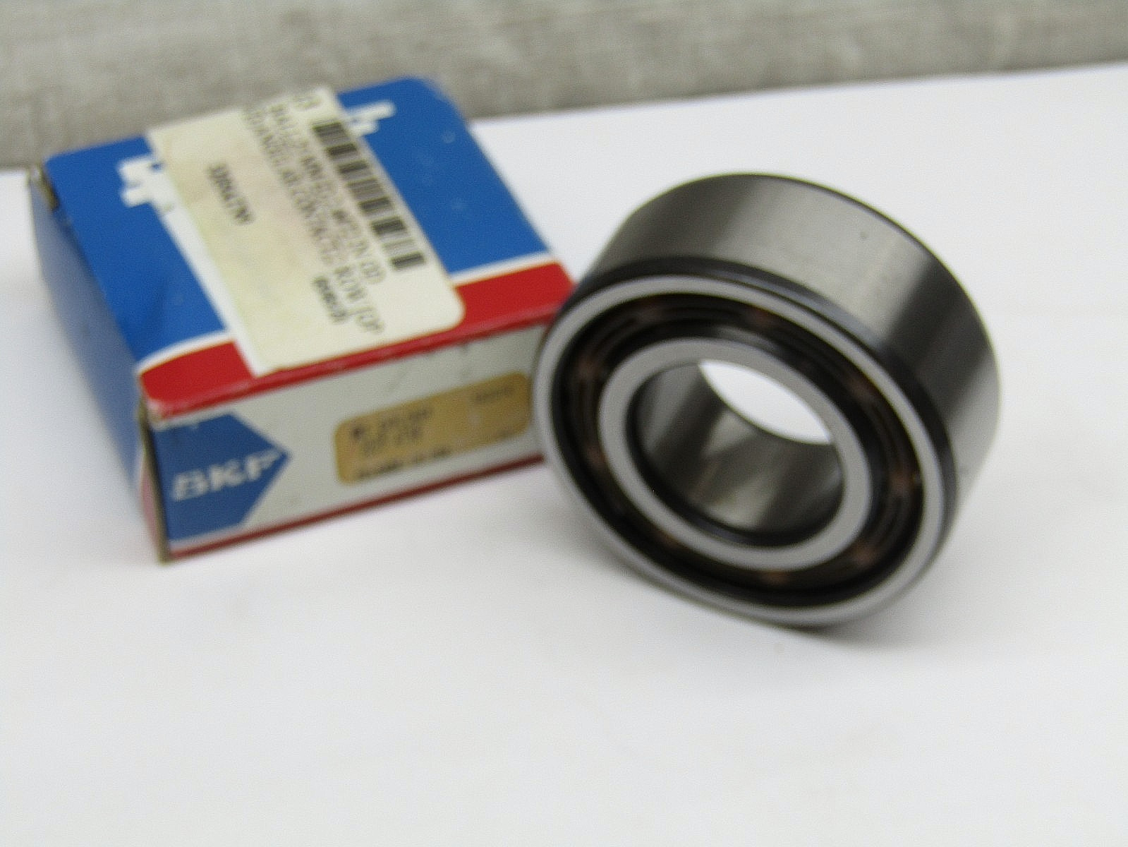 SKF 3205 ATN9 25mm X 52mm X 20.6mm Angular Contact Bearing