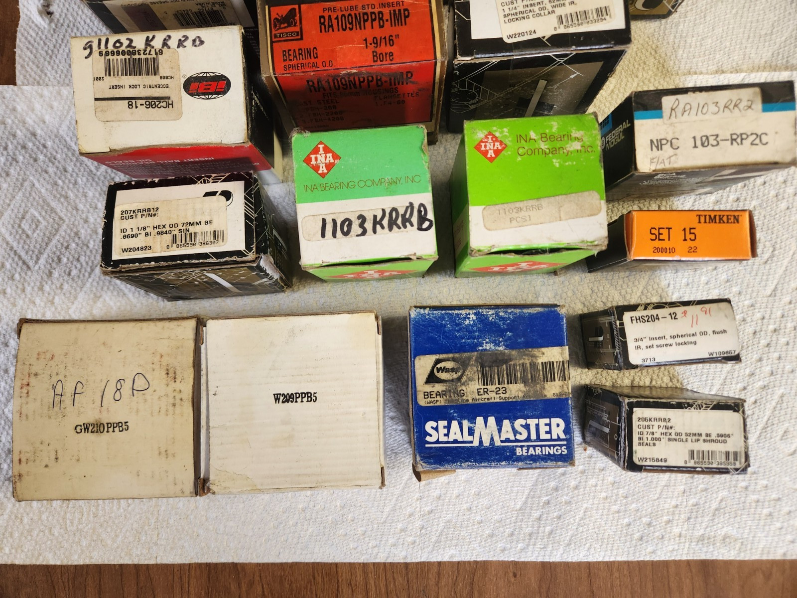Lot of 20 Miscellaneous Bearings and Races Timken, Peer, Tisco