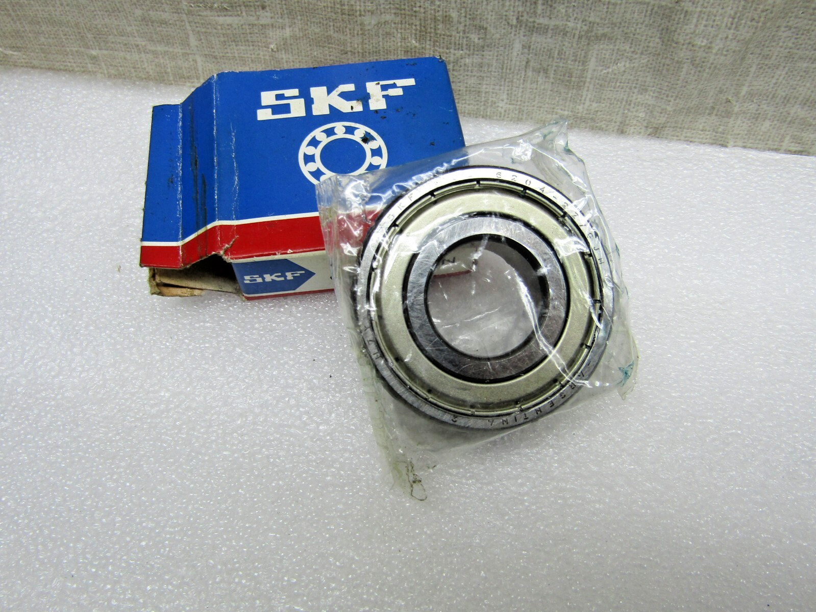 SKF 6204-2Z /GJN 20mm X 47mm X 14mm Shielded Bearing