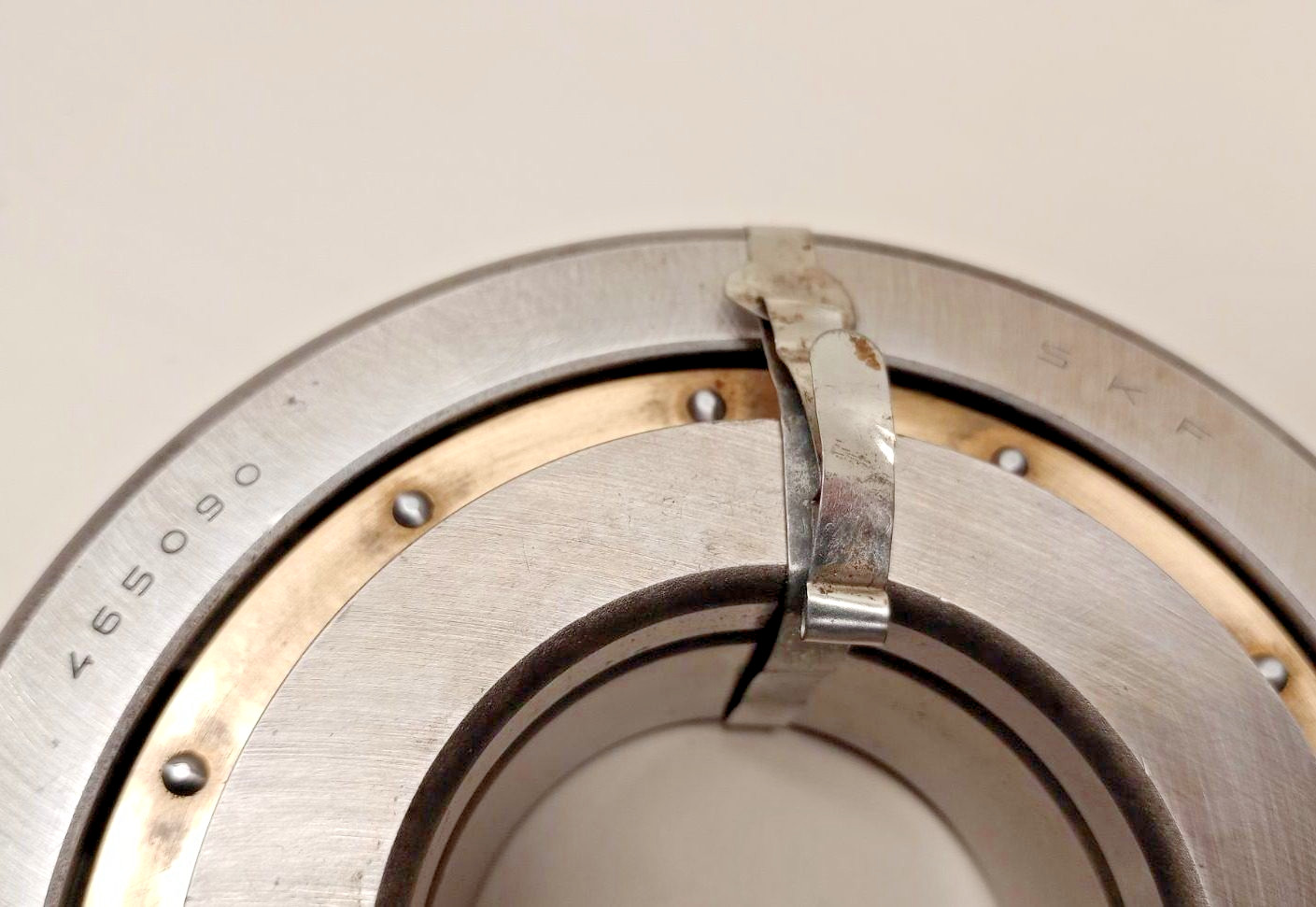 SKF 465090 Cylindrical Roller Bearing 55 ID x 140 OD x 33mm W Bronze Cage NJ411