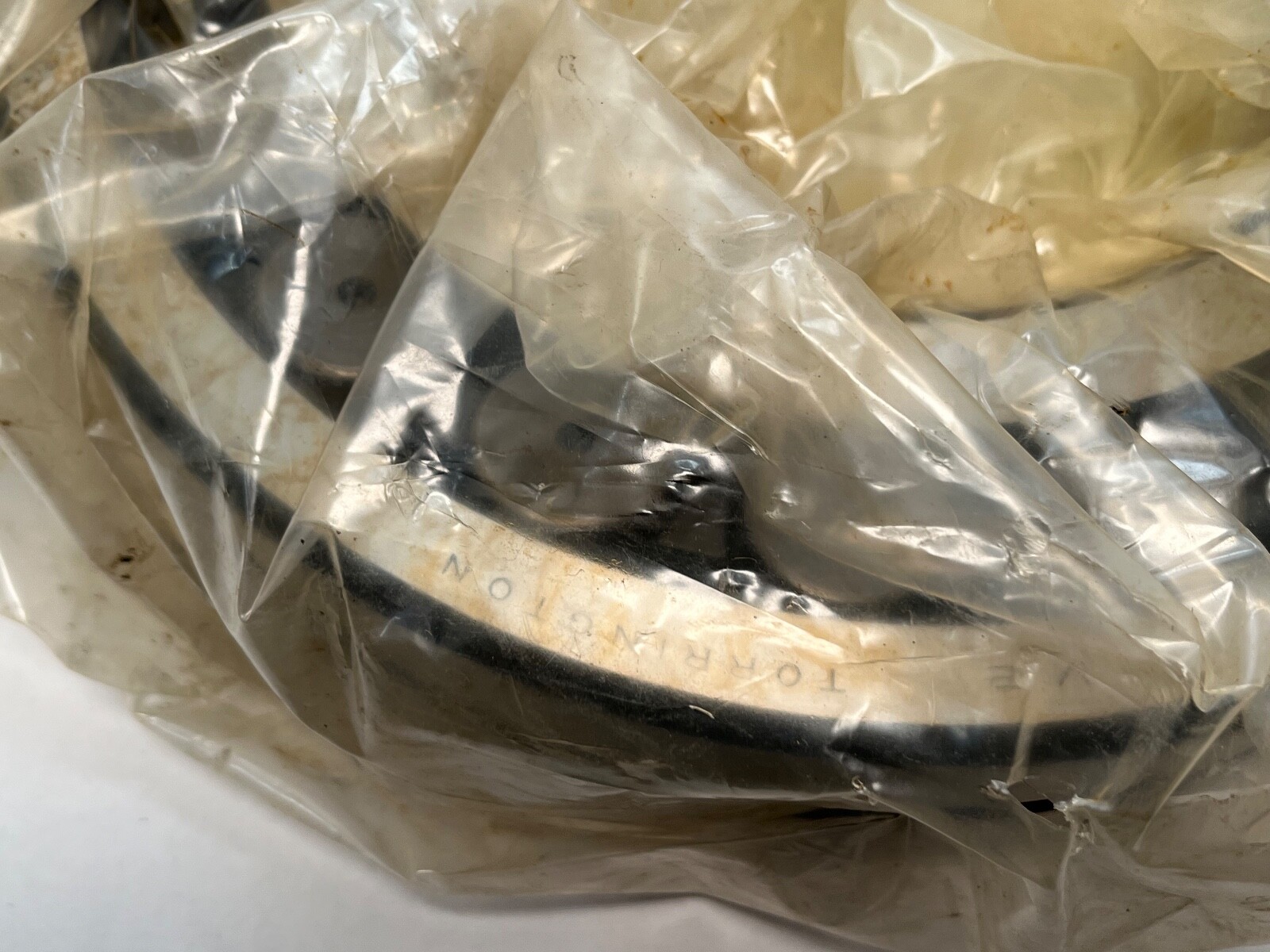 Torrington 22230KW33 Bearing 150x270x73 mm 22230-K-W33-F4 150SD22