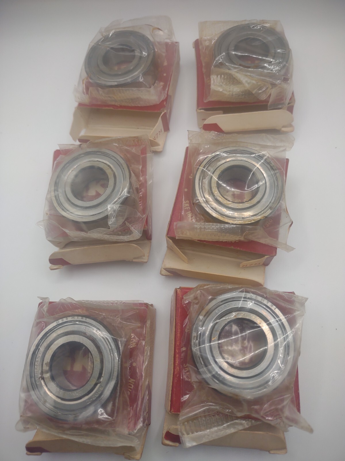 Lot of (6) SKF 6202 2ZJEM Ball Bearings NOS