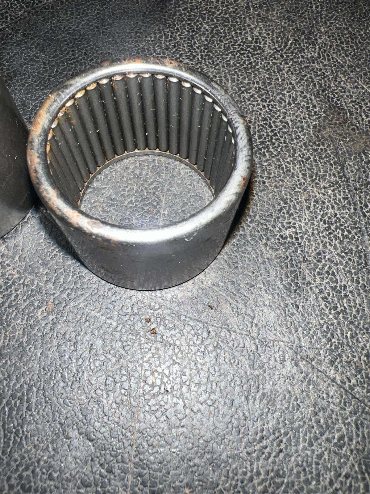 2x Torrington B-1816 Needle Roller Bearing 1-1/8″ ID Qty 2 (OUTER RUST DUE AGE)