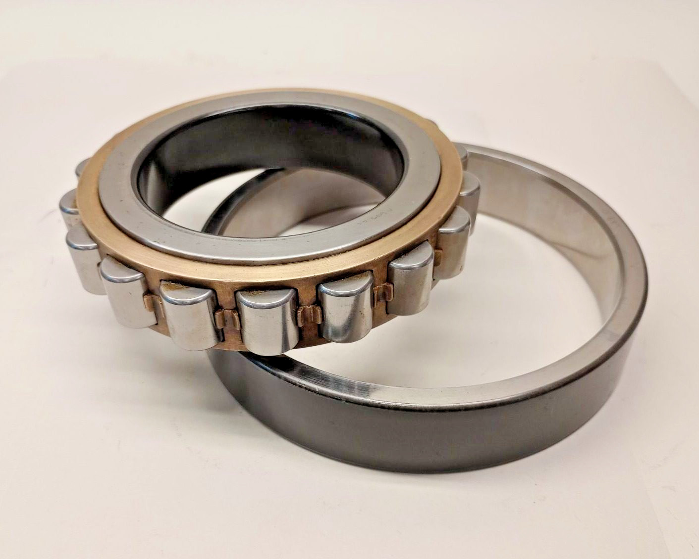 Bower BCA KU1219J Cylindrical Roller Bearing 95 ID x 170 OD x 32mm W Ref#NU219J