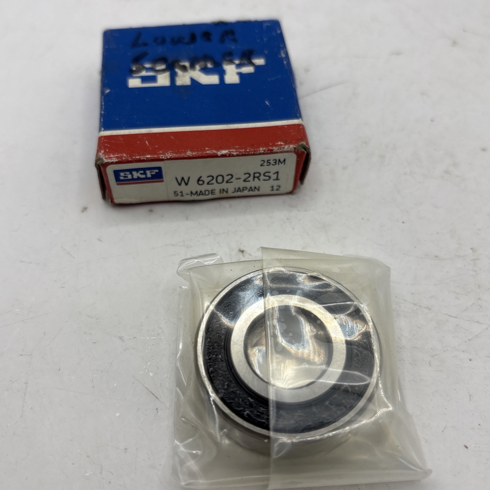 SKF W 6202-2RS1 Bearing