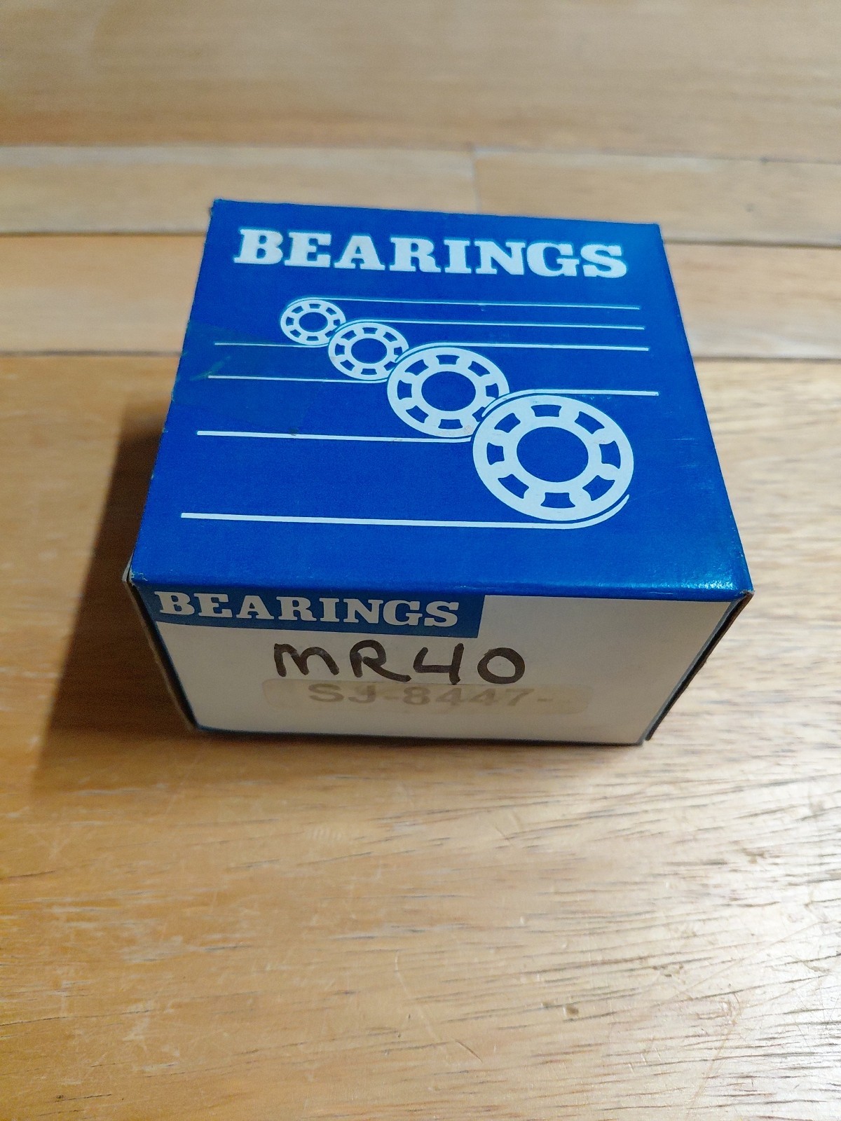 McGill MR 40 Needle Roller Bearing Two New
