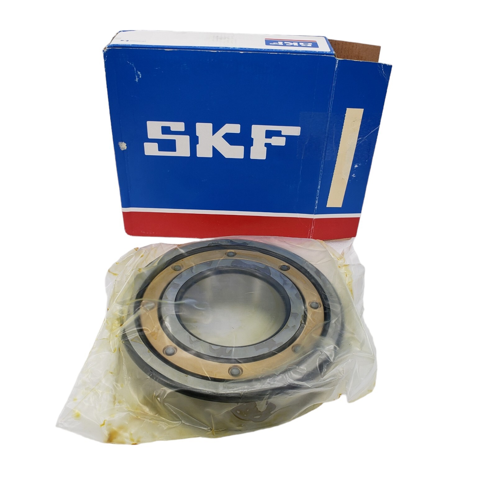 SKF Explorer 6318 M/C3 Deep Groove Ball Bearing 90x190x43MM Factory Sealed
