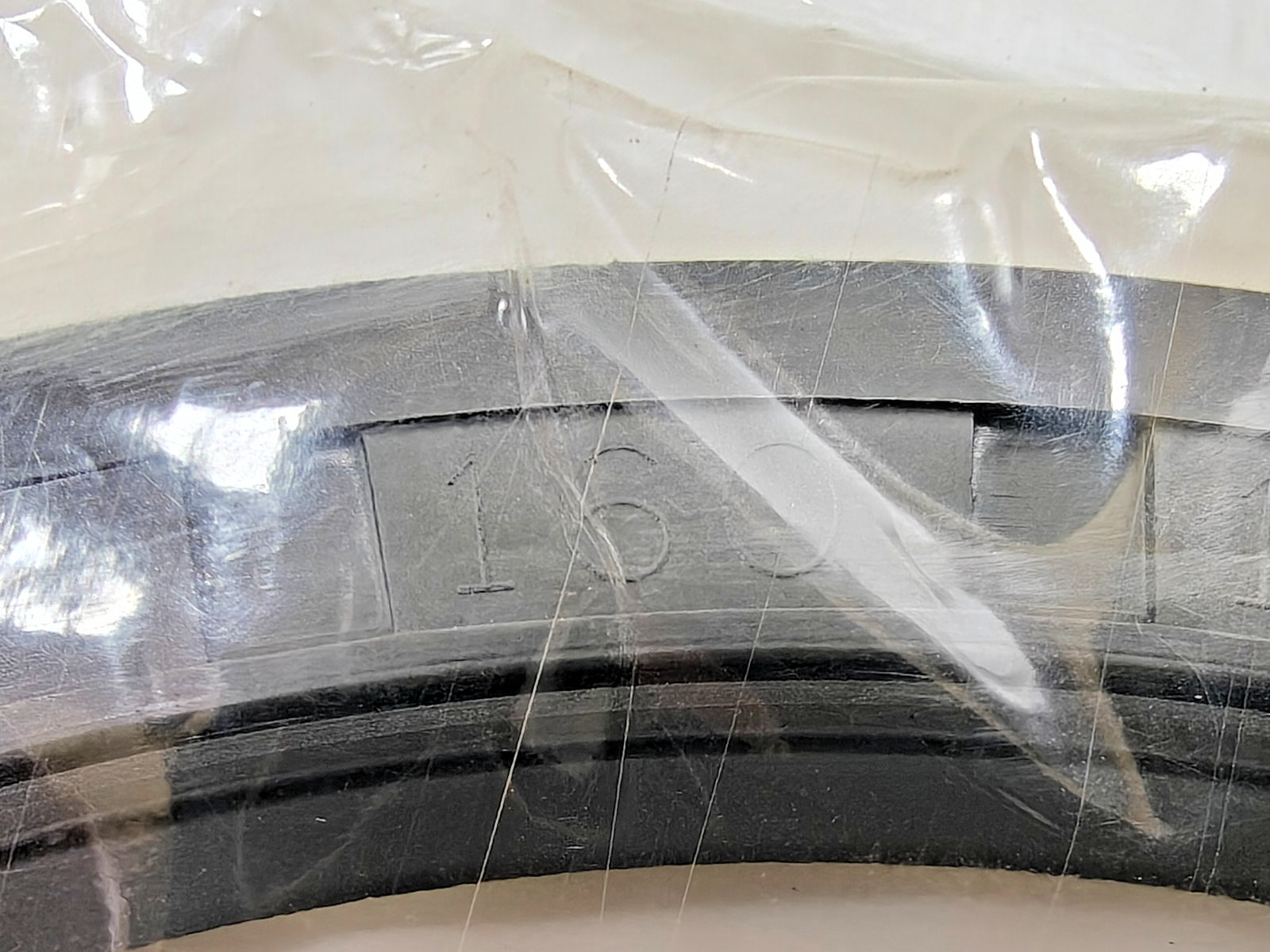 160X190X15 HMS5 RG SKF Radial shaft seal SKF 160x190x15 HMS5 RG CR Seals