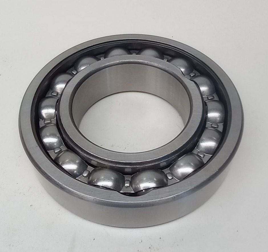 SKF 209-J Ball Bearing Deep Groove 45X85X19mm 14 Ball Bearings 209J