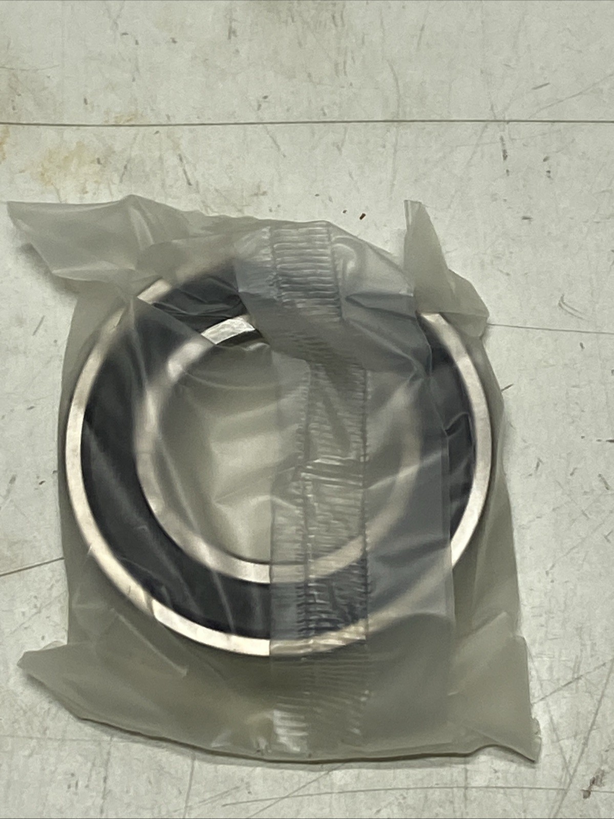 Lot of (2) NTN 6005LLBC3/EM Ball Bearing Rubber Sealed Both Sides NEW