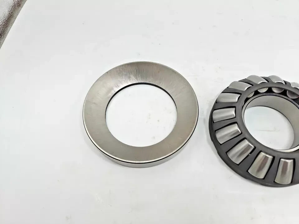 29416 E SKF NEW Spherical Roller Thrust Bearing SKF 29416E 80x170x54mm SWEDEN