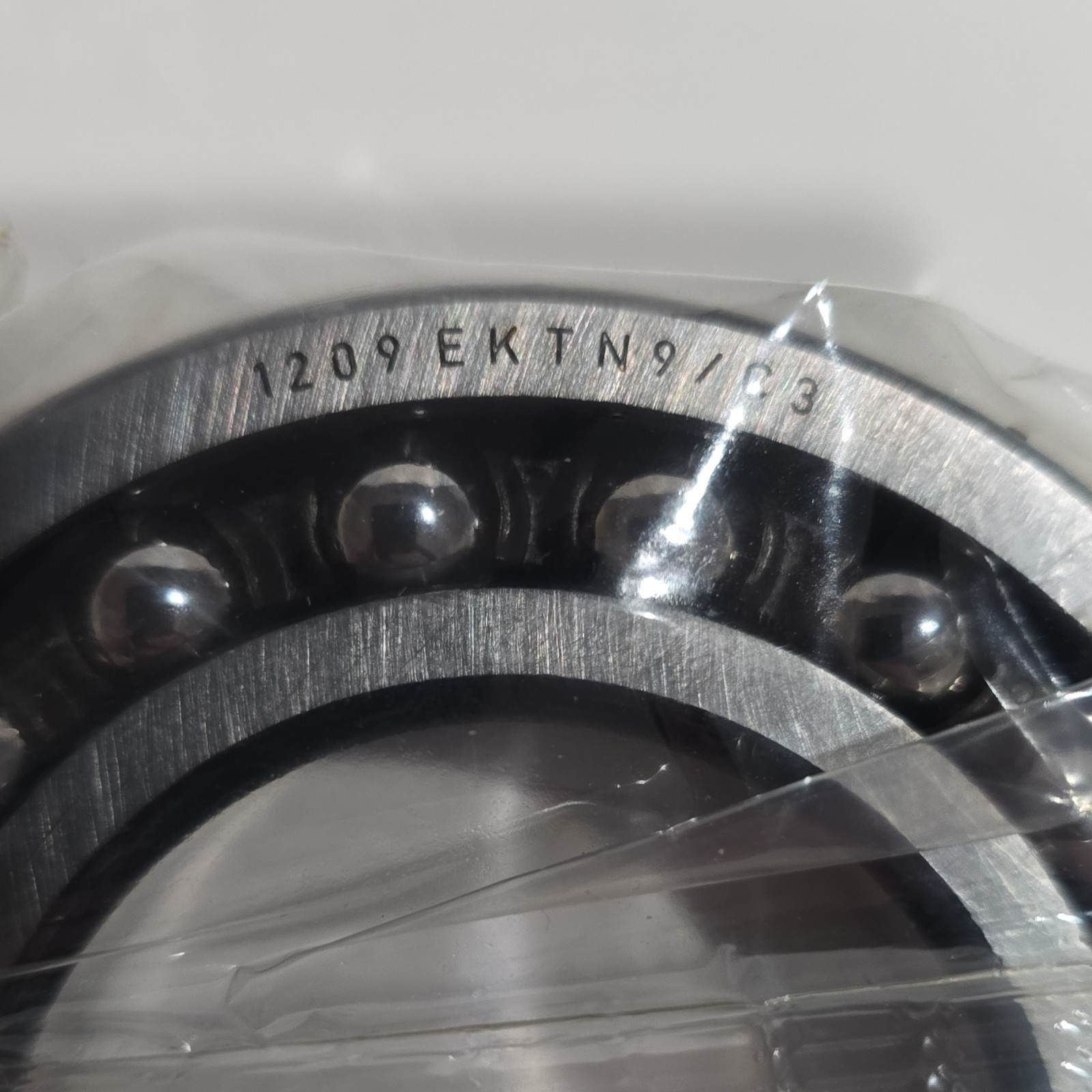 SKF 1209 EKTN9/C3 DOUBLE ROW SELF ALIGNING BALL BEARING 45x85x19mm, NIB