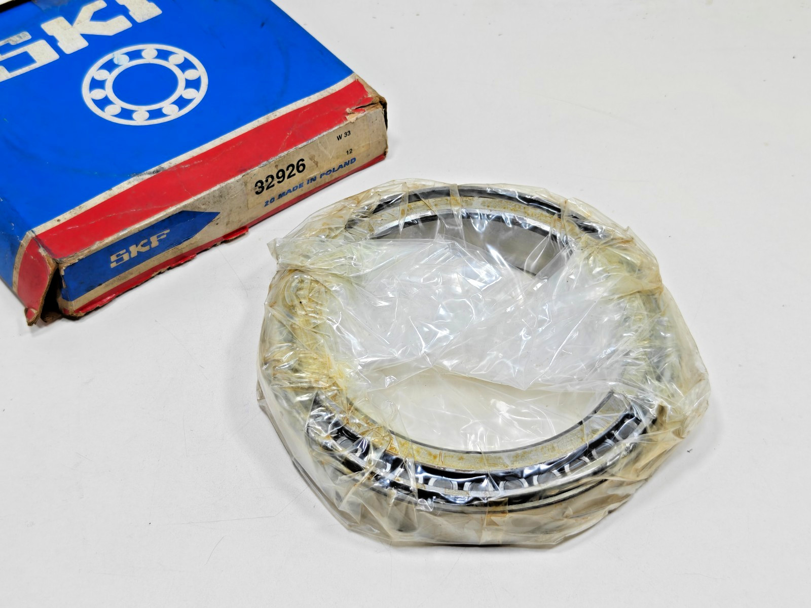 32926 SKF Tapered Roller Bearing Cone&Cup SKF 32926 Poland New 130x180x32mm