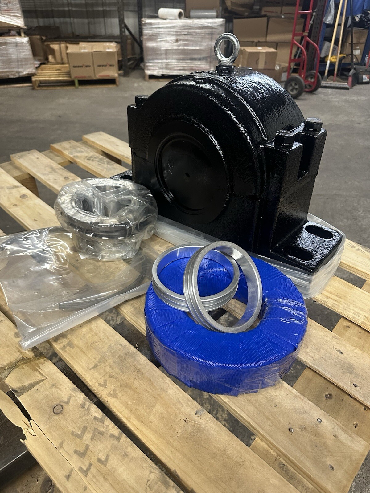 SAF 522 Split Housing Bearing Complete 3-15/16”. Quantity Available