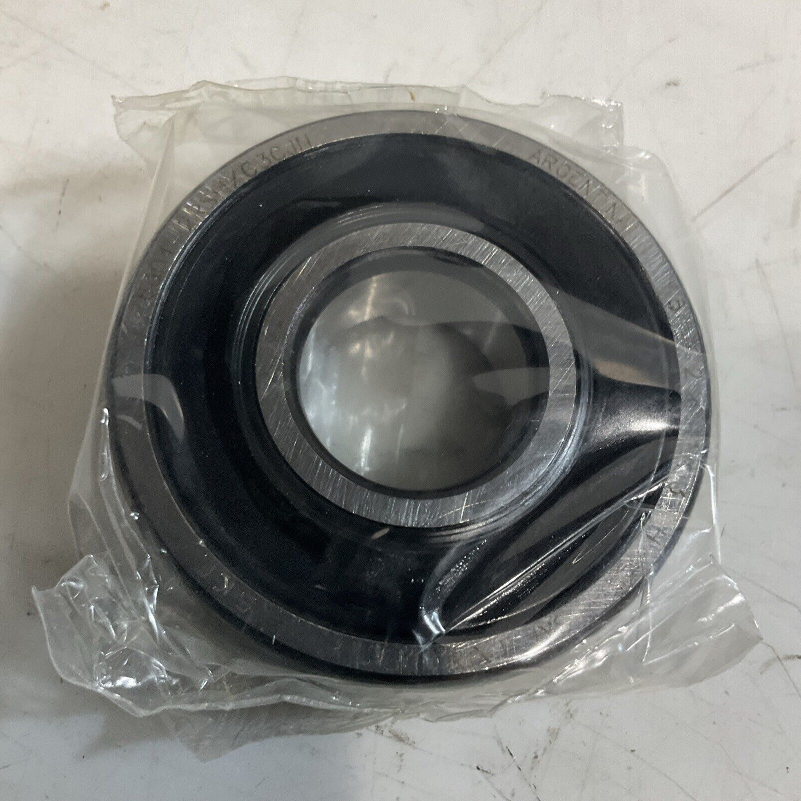 SKF 6304-2RSJEM DEEP GROOVE BALL BEARINGS LOT OF 2 U3S
