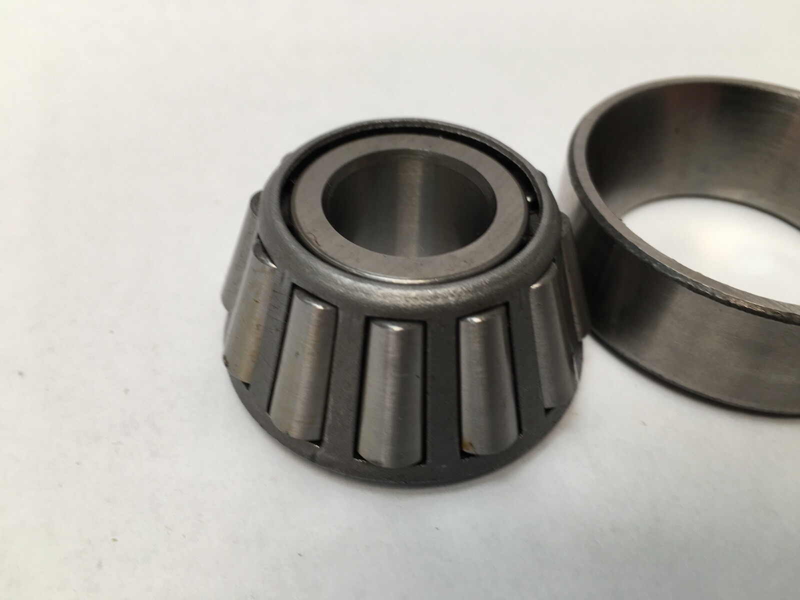 Timken HM81649/HM81610 Taper Bearing Cone & Cup 0.6294″ ID 1.8494″ OD USA