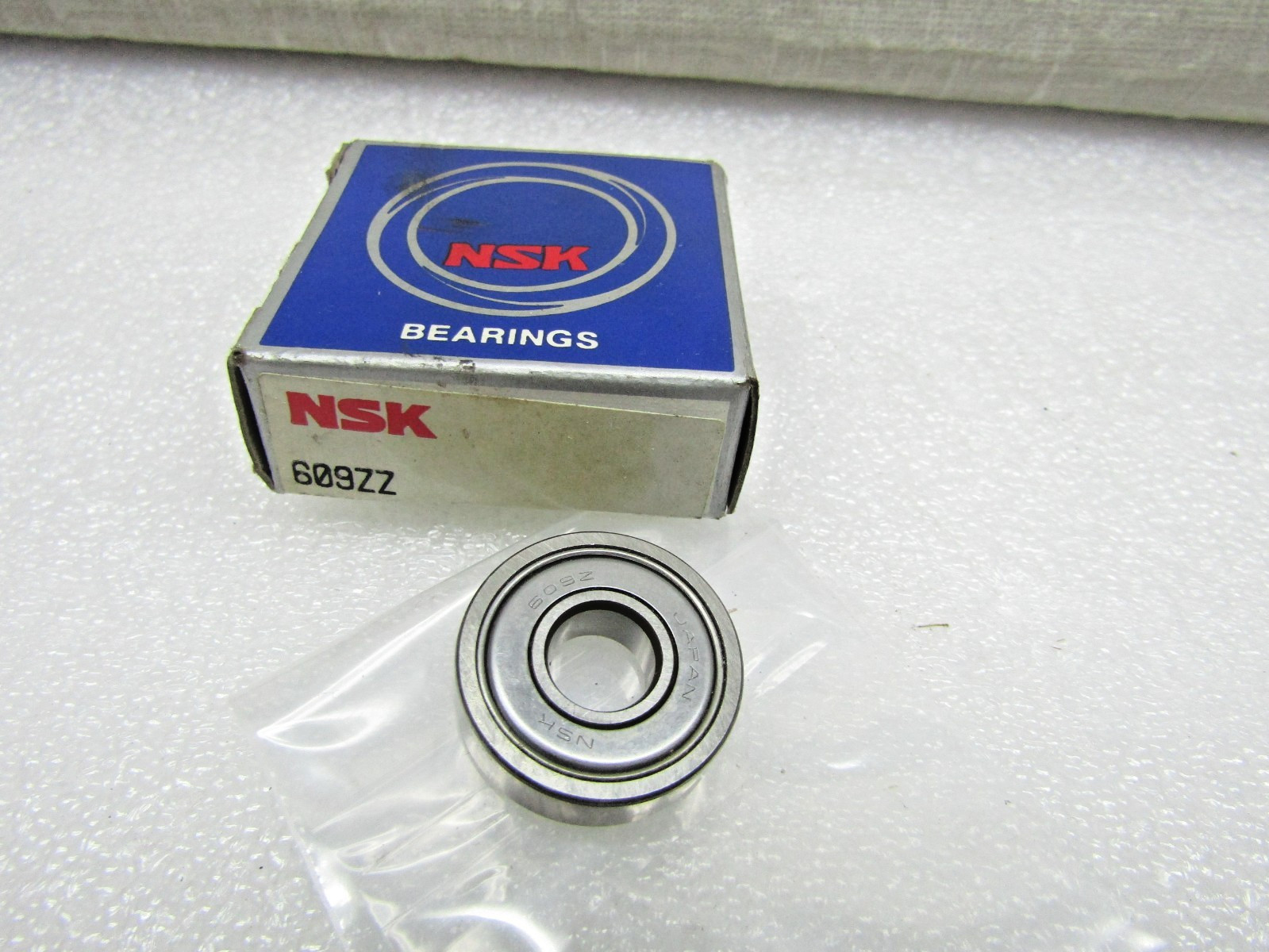 NSK 609-ZZ 9mm X 24mm X 7mm Shielded Bearing