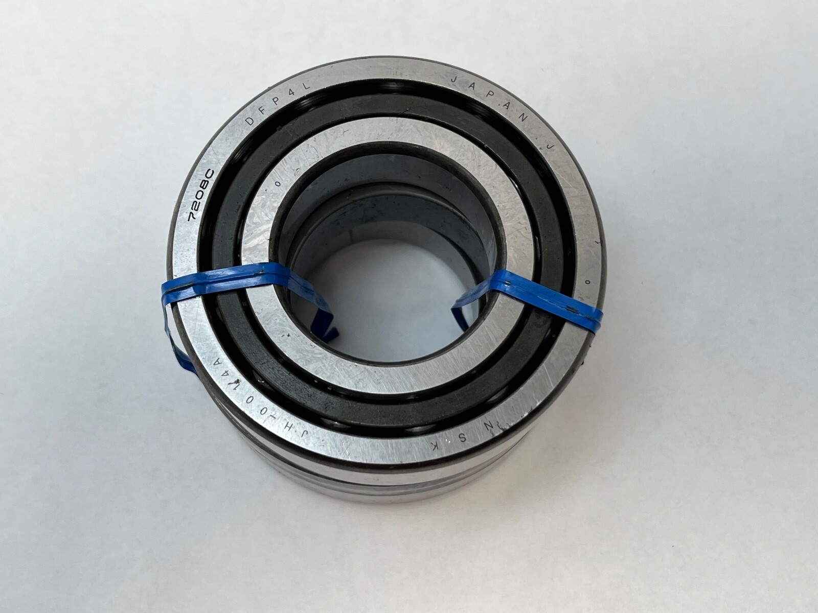 NSK 7208CTYDFP4L Bearing 40x80x18 mm 7208C 7208-C-TY-DF-P4L ABEC7 Japan 2 Pcs