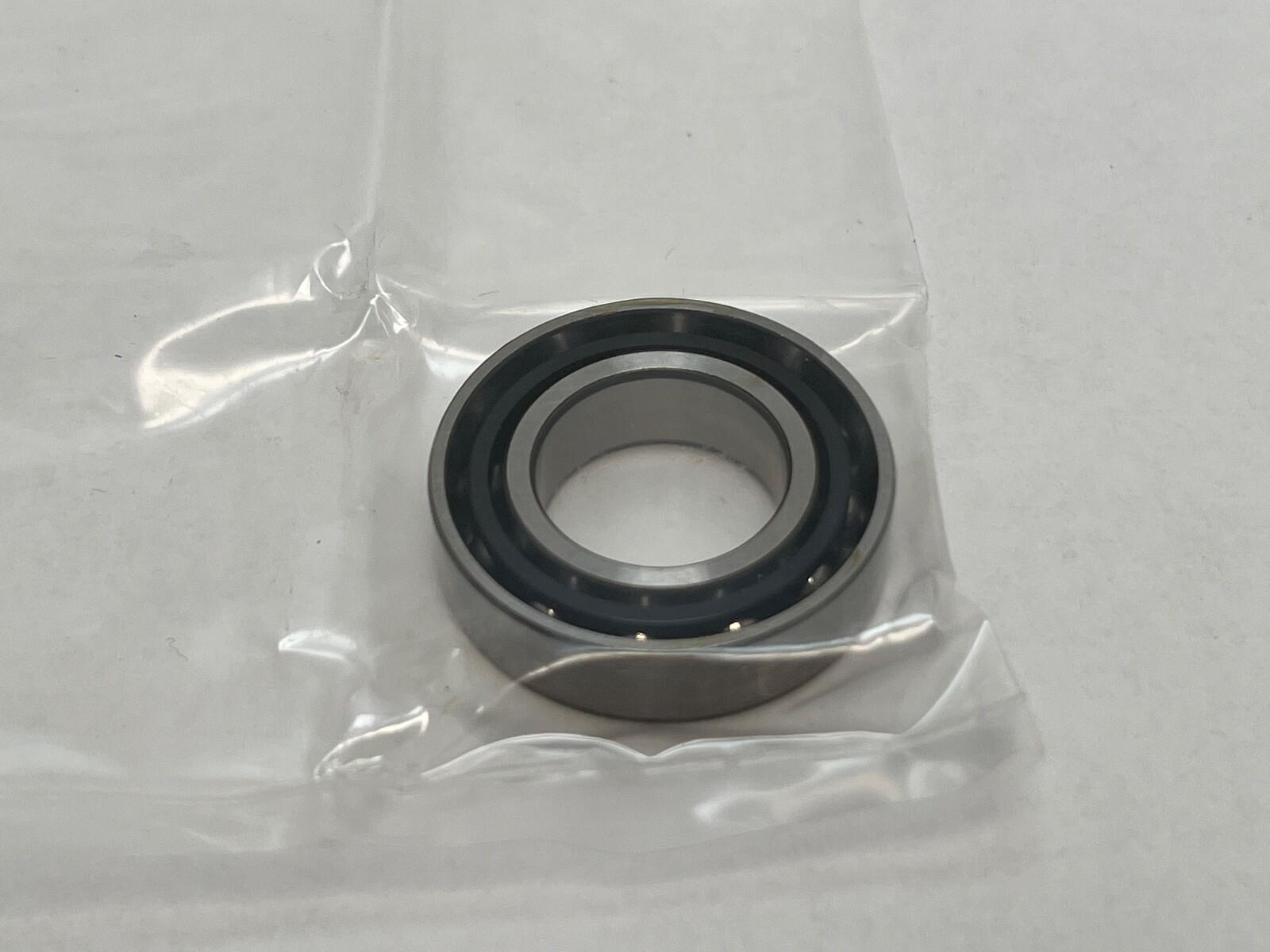 NTN 7902CT2GGNP5 Bearing 15x28x7 mm 7902C 7902-C-T2-G-GN-P5 Japan
