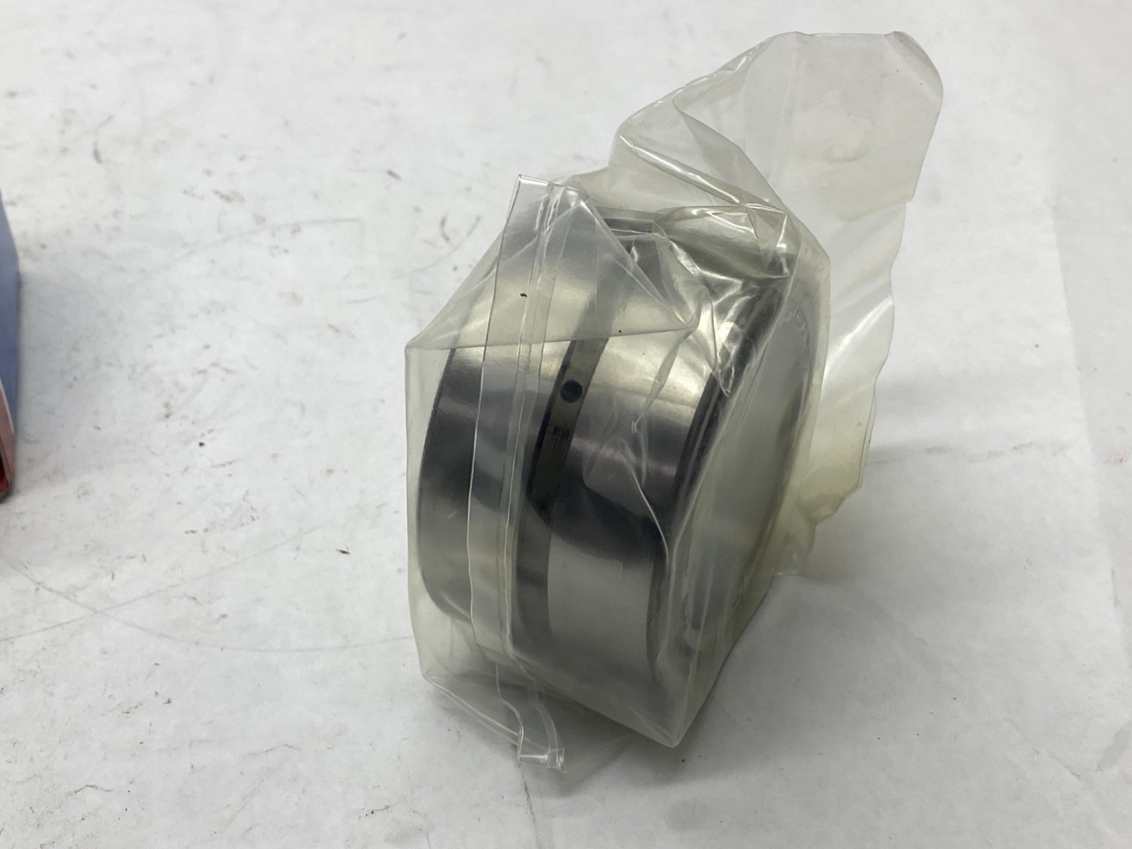 NEW IN BOX SKF 50mm Bore 72mm OD 40mm Width Open Needle Roller Bearing NA6910