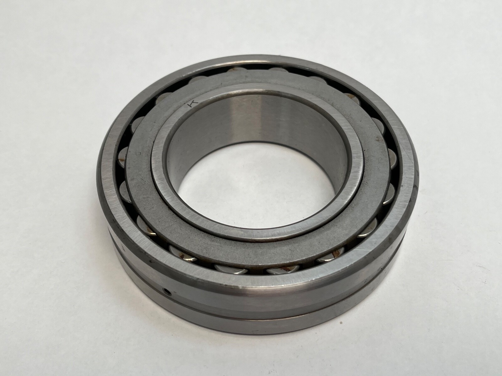 NSK 22212CDKE4C3 Bearing 60x110x28 mm 22212-CD-K-W33-C3 22212-C-K-W33-C3 Japan