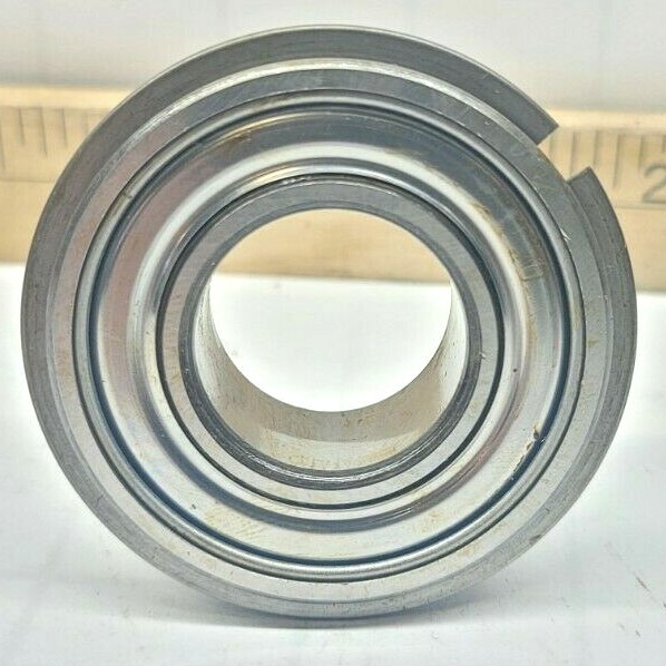 NEW TRW MRC LIGHT RADIAL DEEP GROOVE BALL BEARING 25MM X 52MM X 15MM 205SFFCG