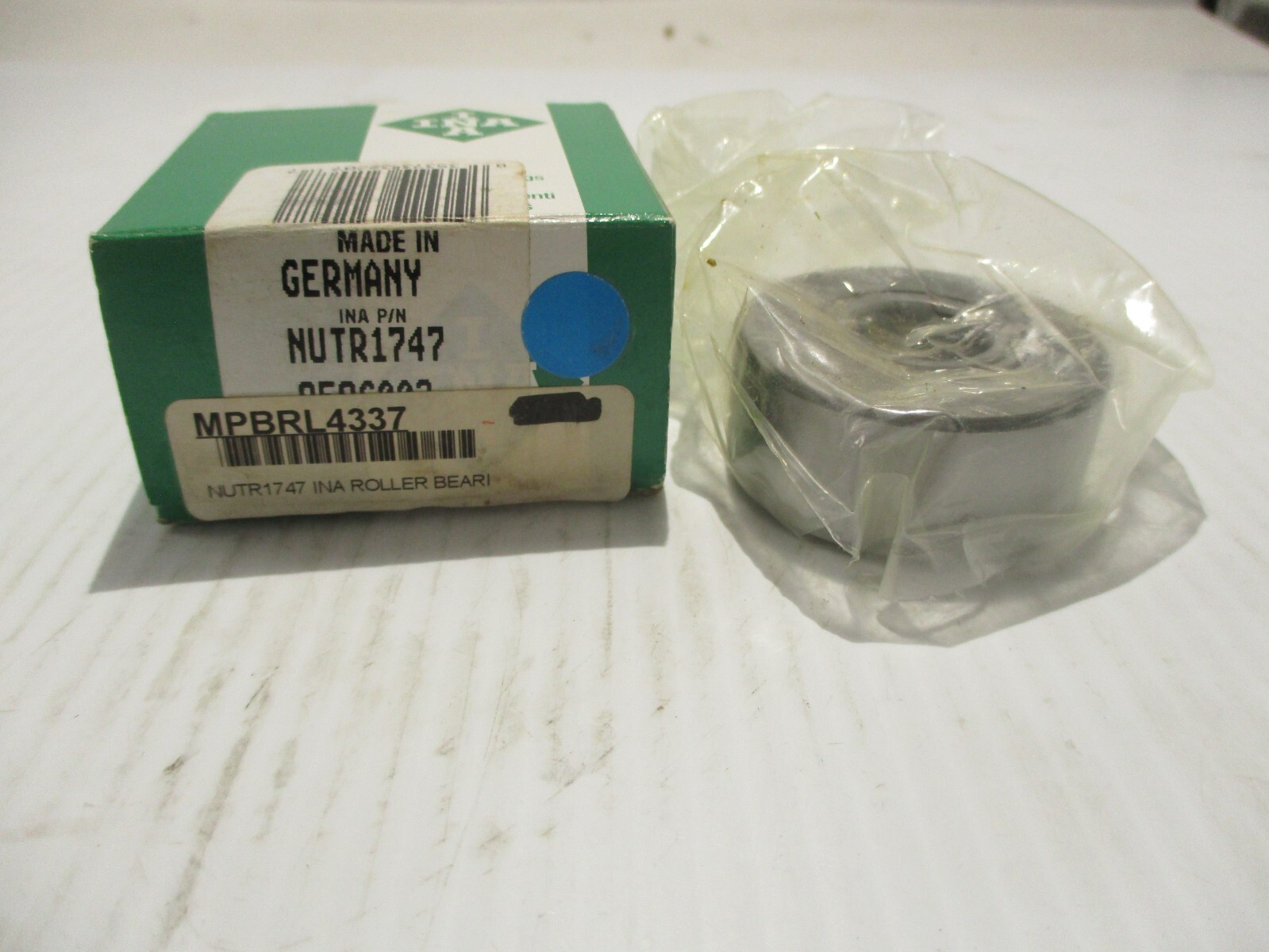 NEW INA NUTR1747 YOKE TRACK ROLLER BEARING