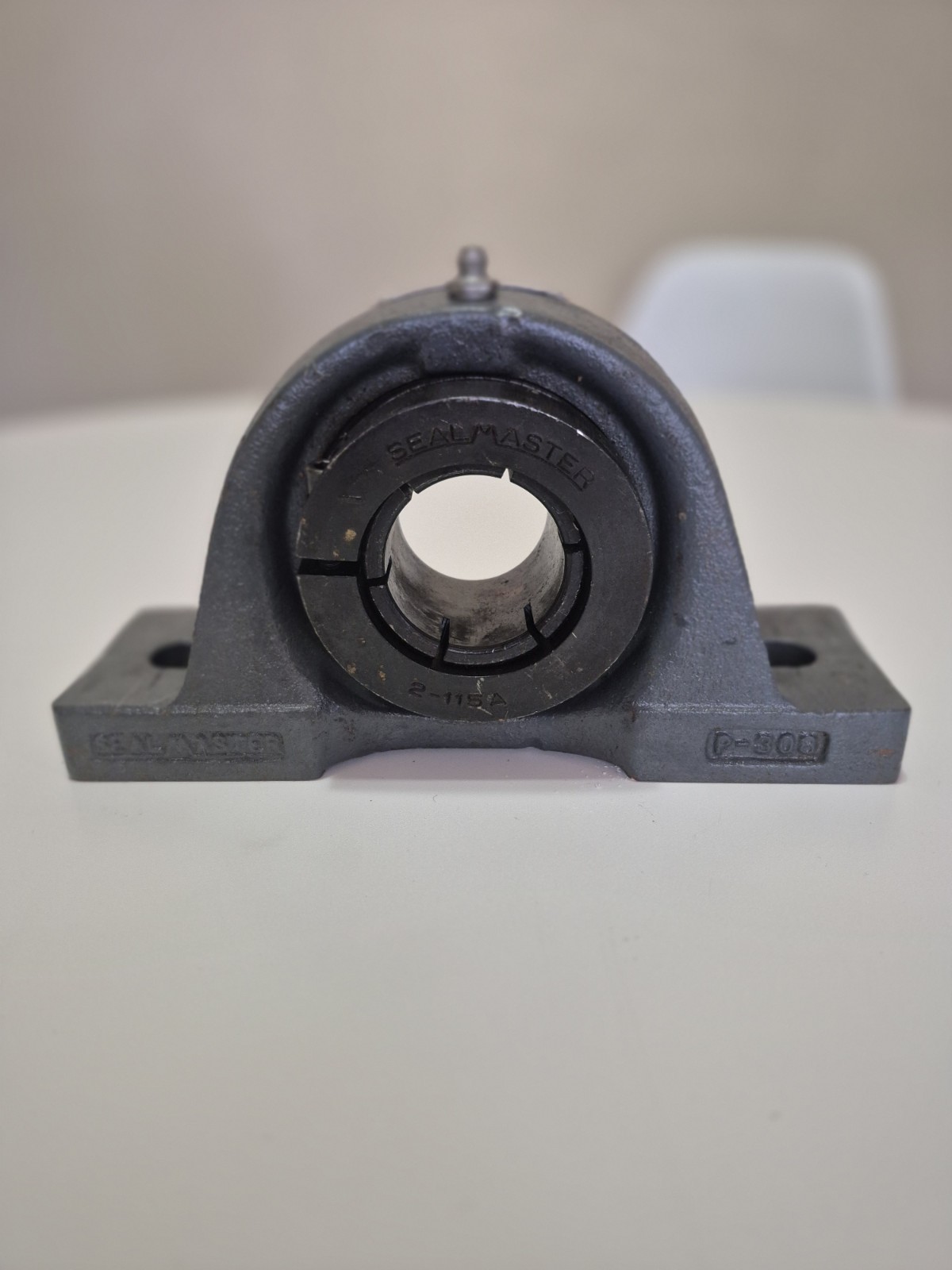 SealMaster MP-27T Pillow Block Bearing