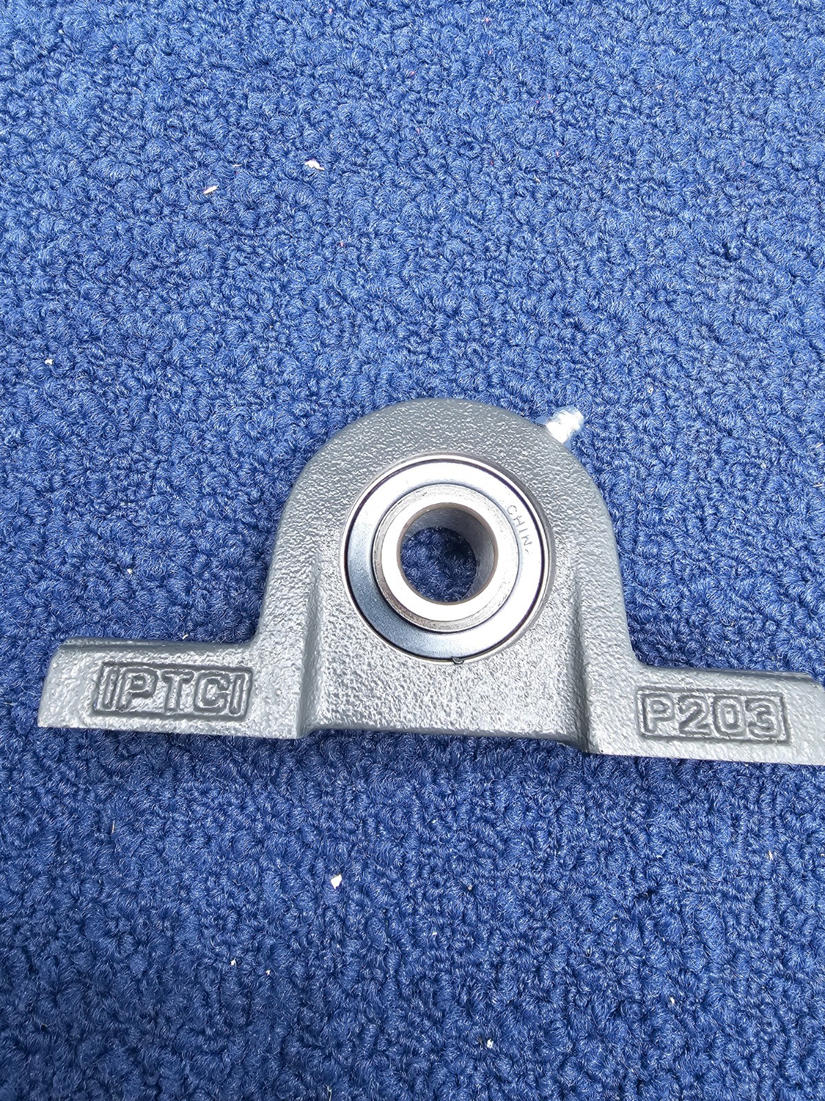 IPTCI NAP 202-10: 5/8″ Eccentric Locking, Pillow Block Bearing