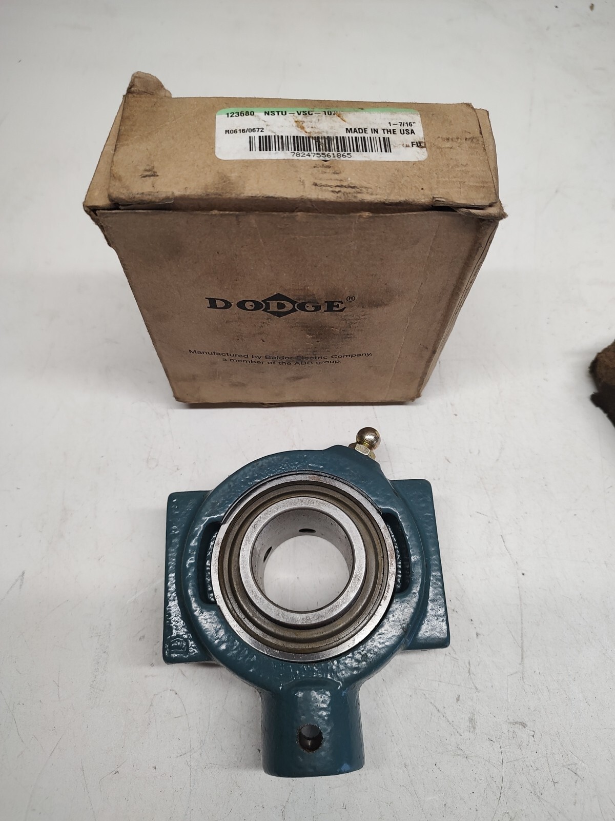 NEW NSTU-VSC-107 123680 Dodge 1-7/16″ Narrow Slot Take Up Ball Bearing