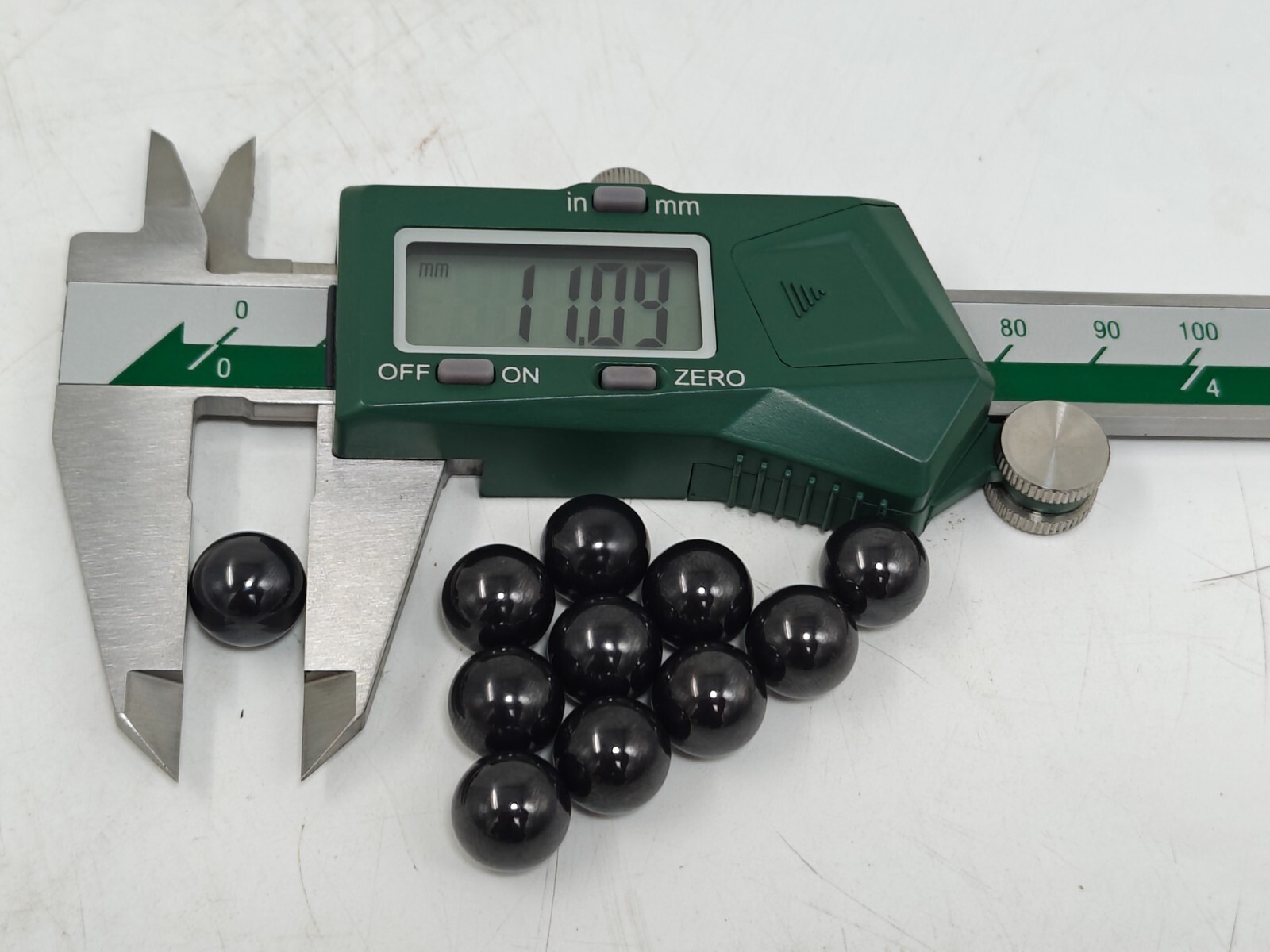 (10Pcs.) 7/16″ / 11.09 mm / 0.4365 in. Si3N4 Ceramic Silicon Nitride Balls