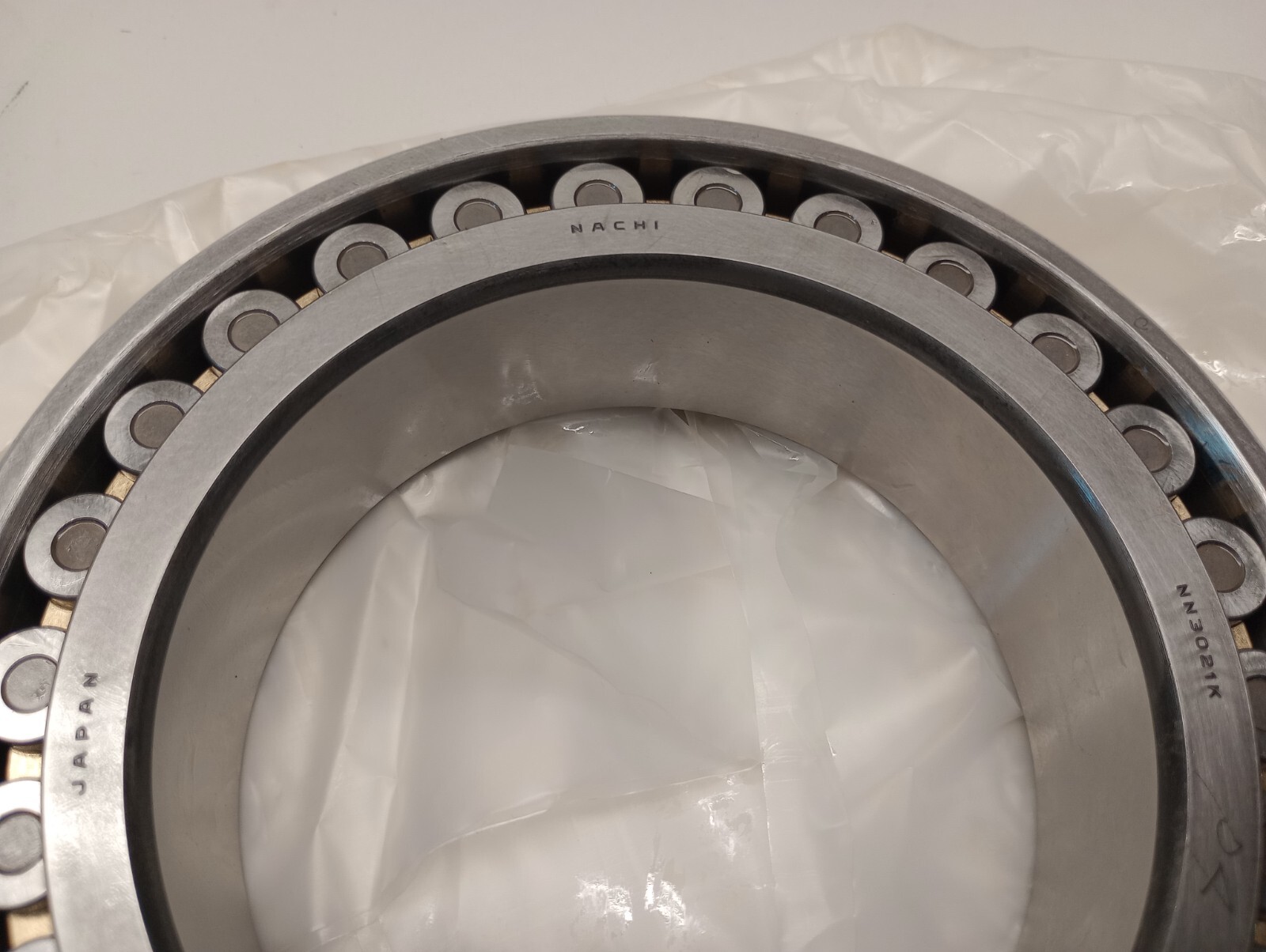 Nachi NN3021-M2KC1NA-P4 Super Precision Cylindrical Roller Bearing 105x160x41mm