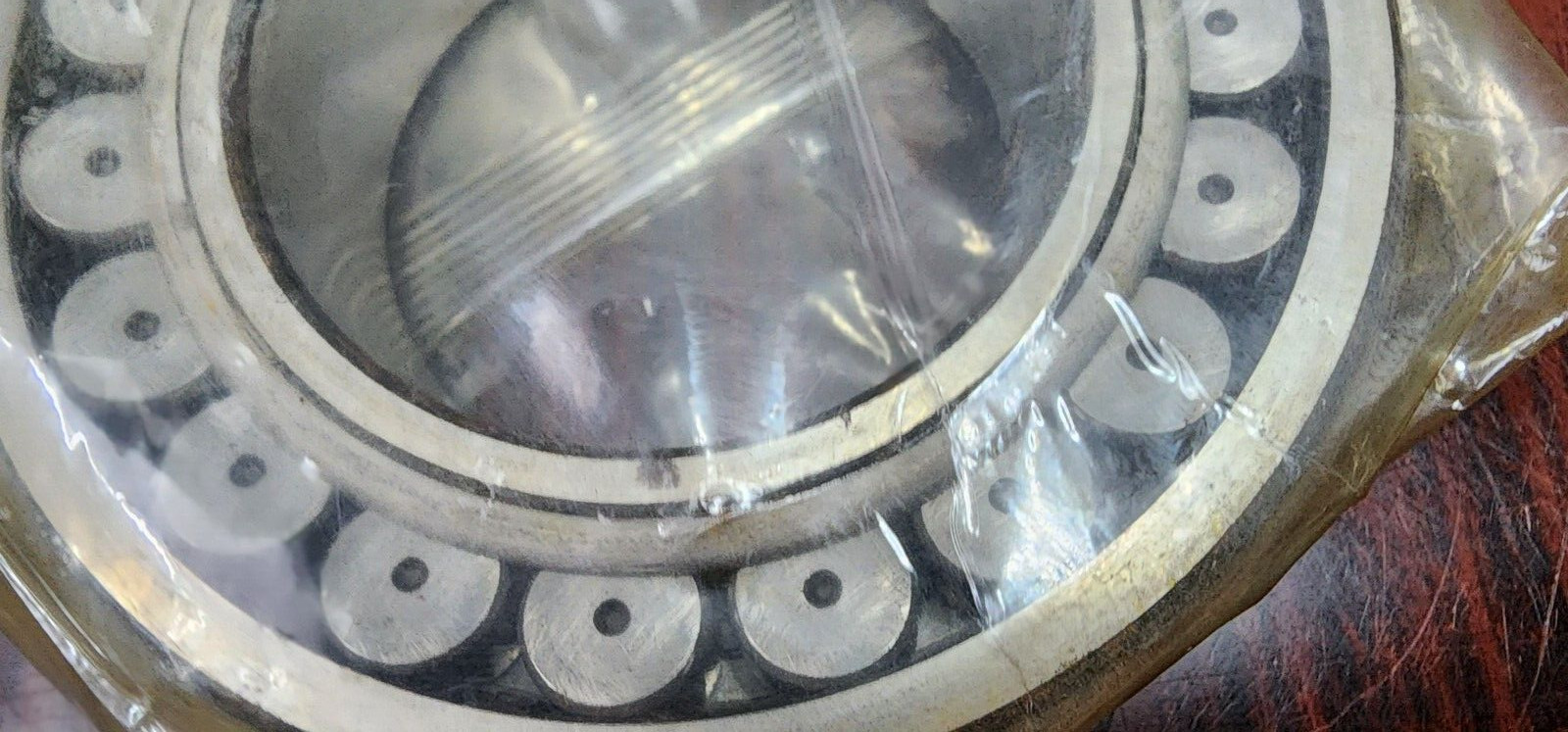 22212 EK W33 Double Row Spherical Roller Bearing OPEN SKF GREAT BRITAIN 22212EK