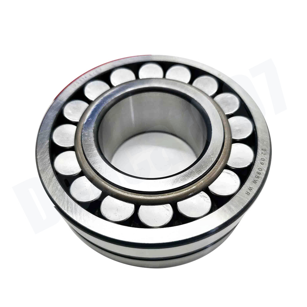 New Spherical Roller Bearings 70x150x51mm For SKF 22314 E/C3 1Pcs