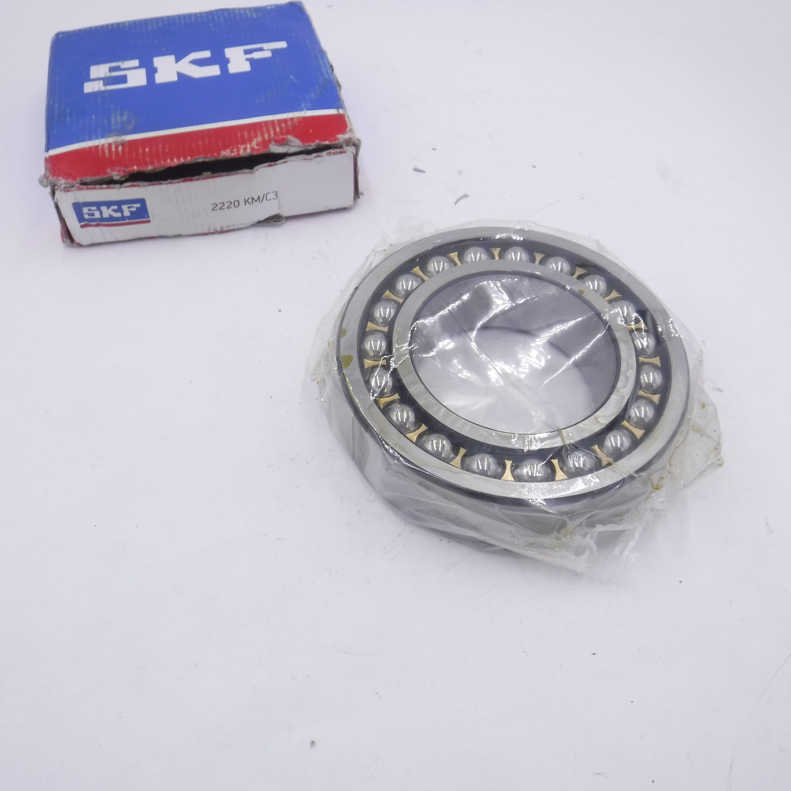 SKF 2220 KM/C3 Self Aligning Ball Bearing 100mm ID x 180mm OD x 46mm W