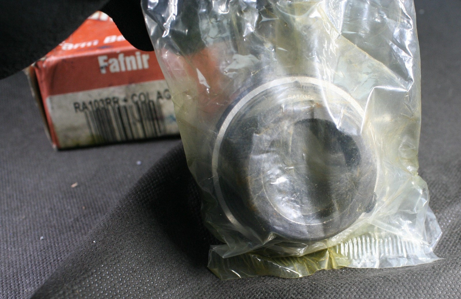 One (1) Fafnir RA103RR + COLAG Insert Bearing 1-3/16″ Bore NEW
