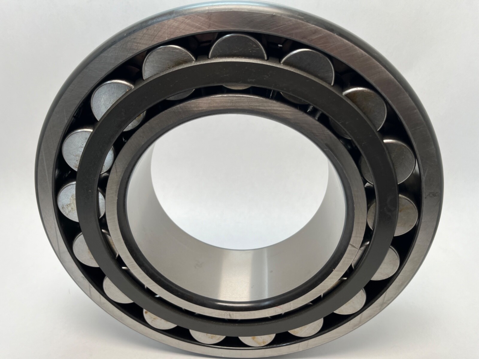 FAG 22234E Spherical Bearing 22234E 22234-E-W33 170x310x86 mm